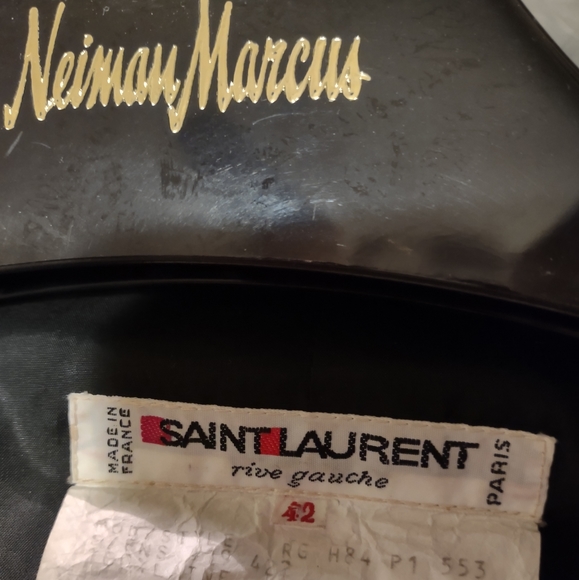 YVES SAINT LAURENT WOOL 2 PIECE DRESS SUIT - Picture 2 of 6